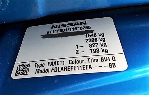 Nissan manufacturer plate with the paint code BV4 after Colour, Trim