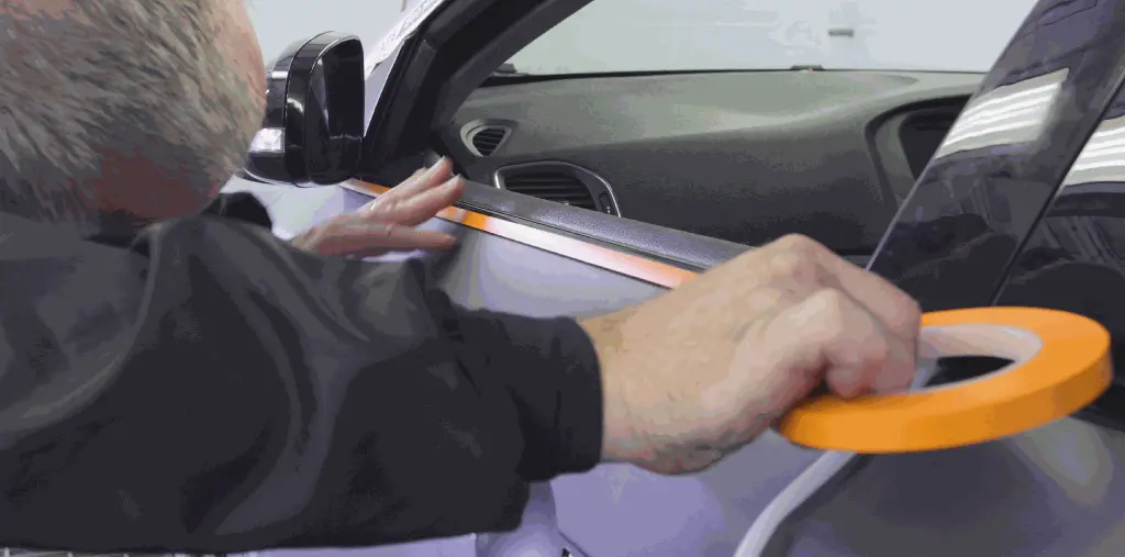 1111_Orange Fine Line Tape.webp