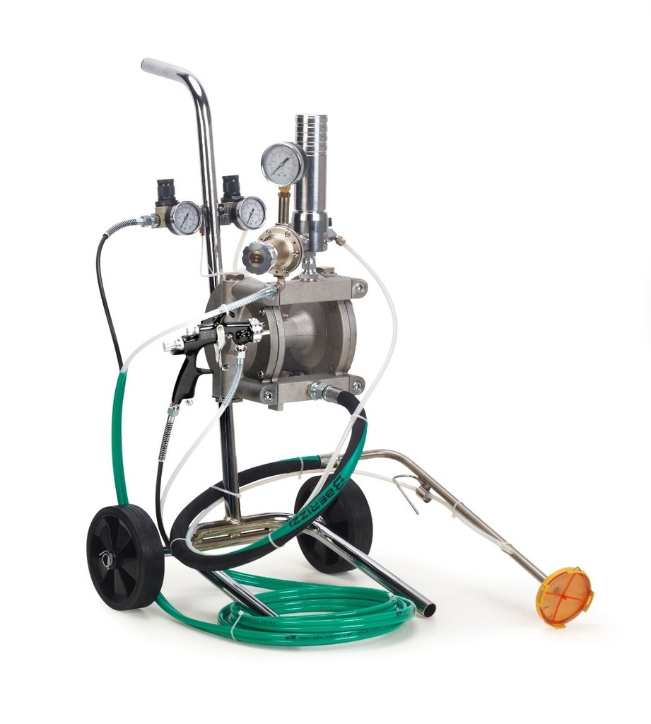 Fast Mover Double diapragm pump kit with gun and hoses. 24ltrs free flow. Fitted with suction fluid pick up.