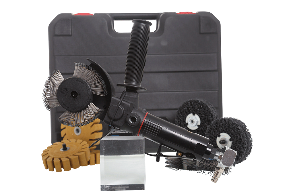 Fast Mover Air operated surface preparation tool supplied in plastic carry case and accessories.