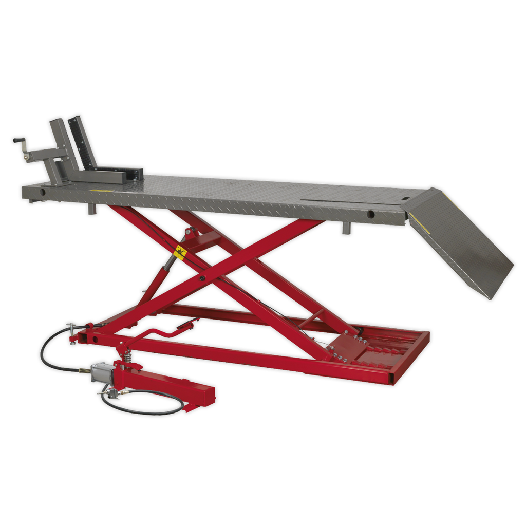 Heavy-Duty Air/Hydraulic Motorcycle Lift 680kg Capacity