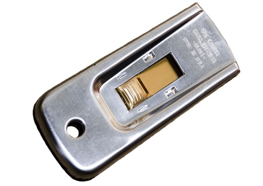 [FMT4019] Fast Mover Single edge blade holder. Holds blade size 38 x 19mm.